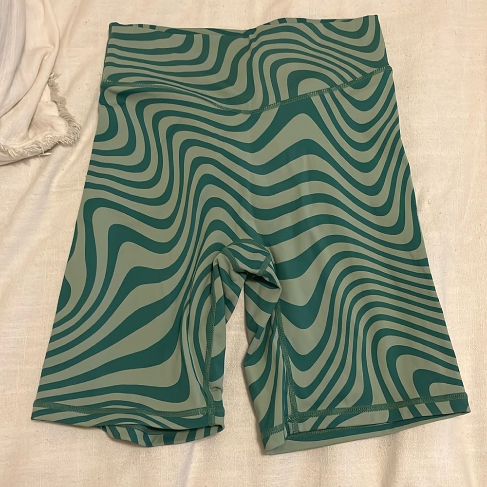 Balance athletics ascend biker shorts